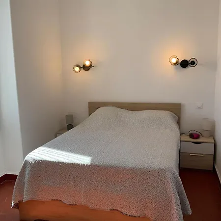 Maison Avec Piscine Privée à Saint-laurent-la-vernède 131 M² Casa vacanze